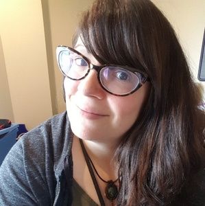 Meet your Posher, Juliette
